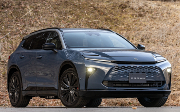 Новая модель Toyota Crown - теперь универсал