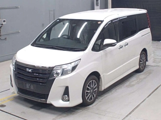 TOYOTA NOAH Si WxB с аукциона Японии