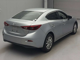 MAZDA AXELA 15S Pro Active с аукциона Японии