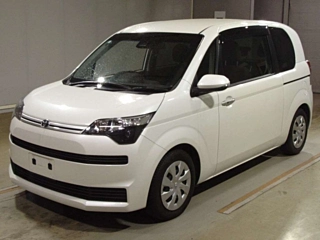 TOYOTA SPADE F с аукциона Японии