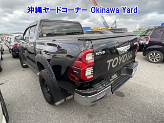 TOYOTA HILUX Z с аукциона Японии