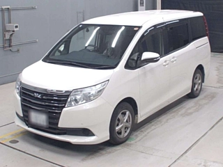 TOYOTA NOAH X ﾃﾞｨﾗｲﾄ Plus с аукциона Японии