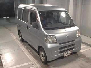 DAIHATSU HIJET VAN 4WD Deluxe с аукциона Японии