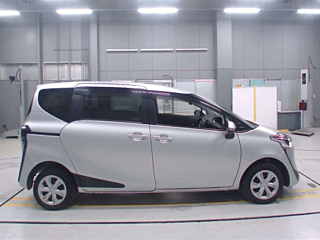 TOYOTA SIENTA G 4WD с аукциона Японии