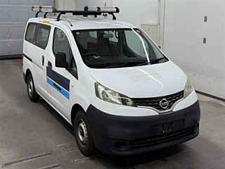 NISSAN NV200 DX с аукциона Японии