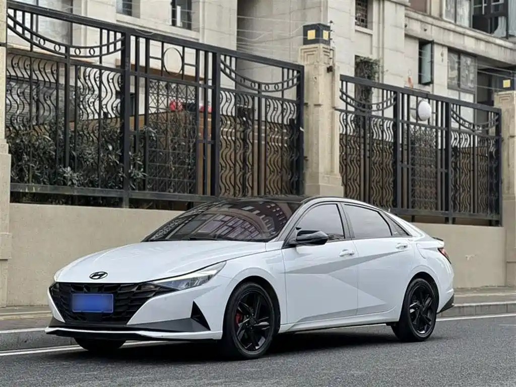 Фото Hyundai Elantra из Китая 2022г (лот №53787590)