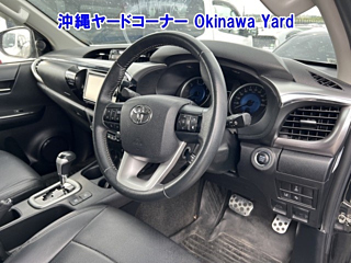 TOYOTA HILUX Z с аукциона Японии