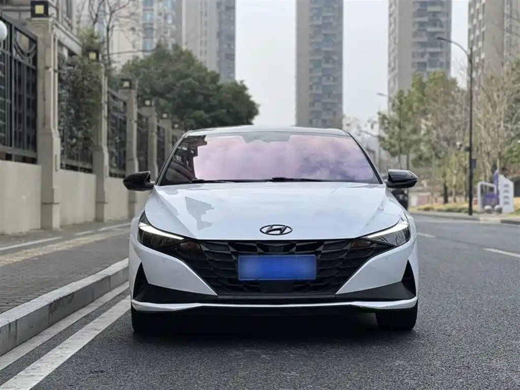 Фото Hyundai Elantra из Китая 2022г (лот №53787590)