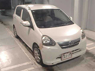 TOYOTA PIXIS EPOCH LA300A 2013г. с аукциона Японии