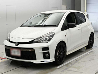 TOYOTA VITZ GR Sports GR с аукциона Японии