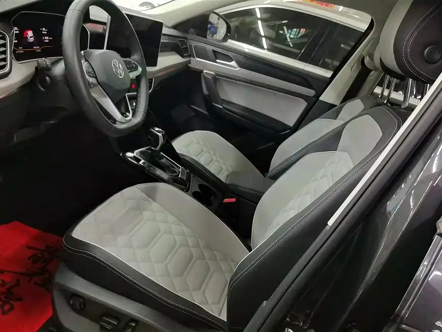 Фото Volkswagen Tayron из Китая 2023г (лот №55200456)