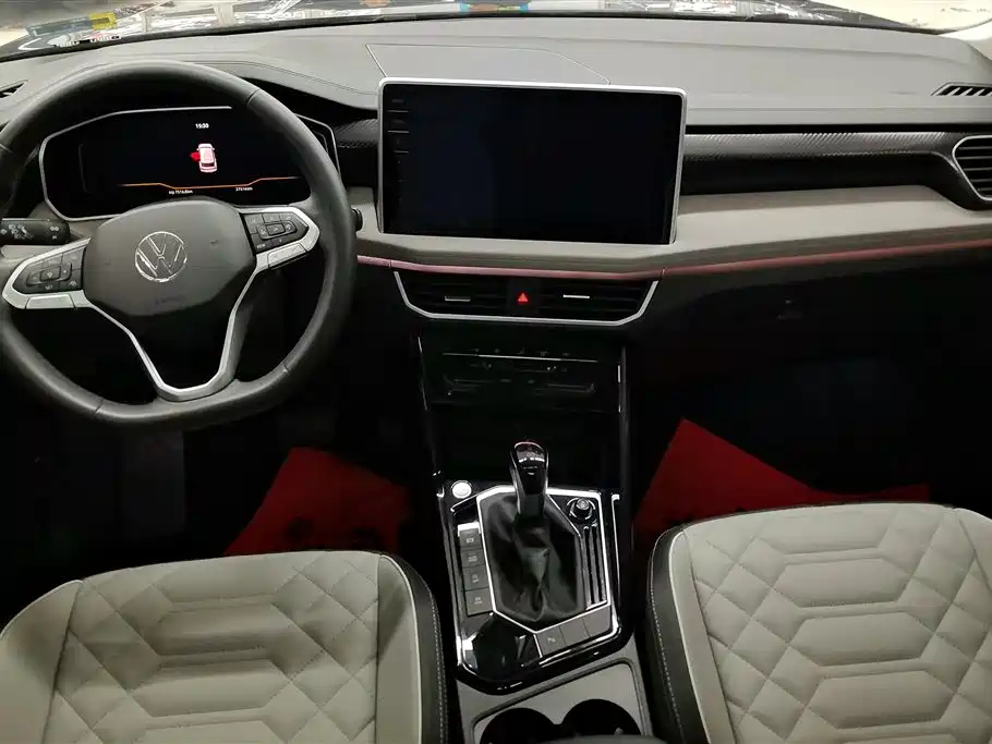 Фото Volkswagen Tayron из Китая 2023г (лот №55200456)