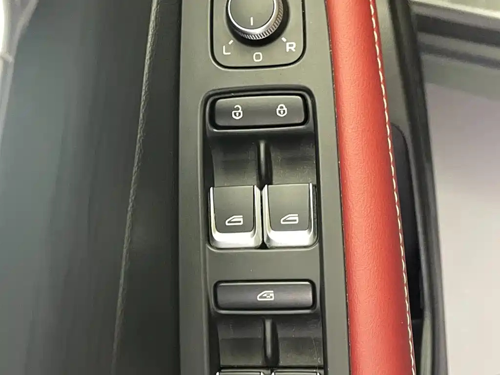 Фото Geely auto Coolray из Китая 2022г (лот №55534667)