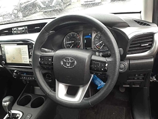 TOYOTA HILUX Z ﾊﾟﾉﾗﾐｯｸﾋﾞｭ- 4WD с аукциона Японии