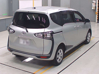 TOYOTA SIENTA G 4WD с аукциона Японии