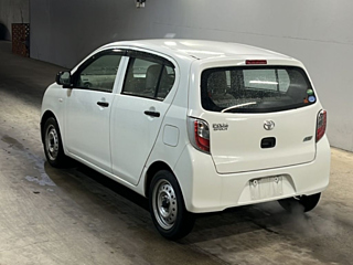 TOYOTA PIXIS EPOCH LA300A 2013г. с аукциона Японии