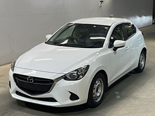 MAZDA DEMIO 13C с аукциона Японии