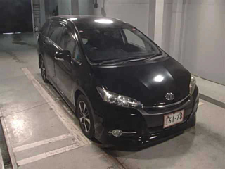 TOYOTA WISH 1.8S с аукциона Японии
