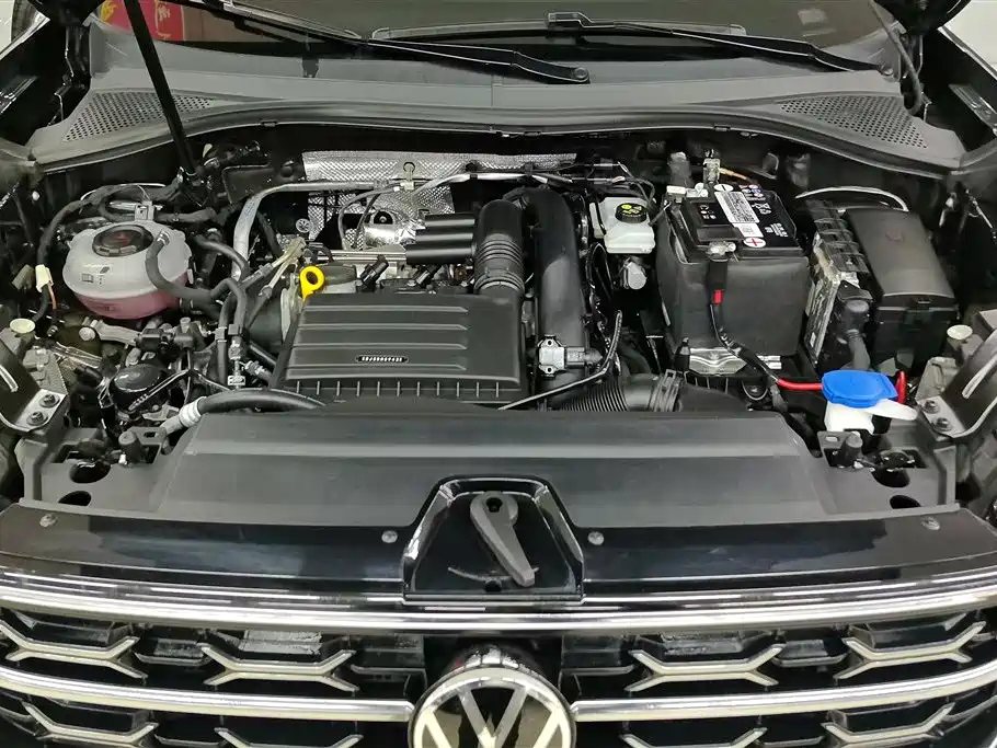 Фото Volkswagen Tayron из Китая 2023г (лот №55200456)