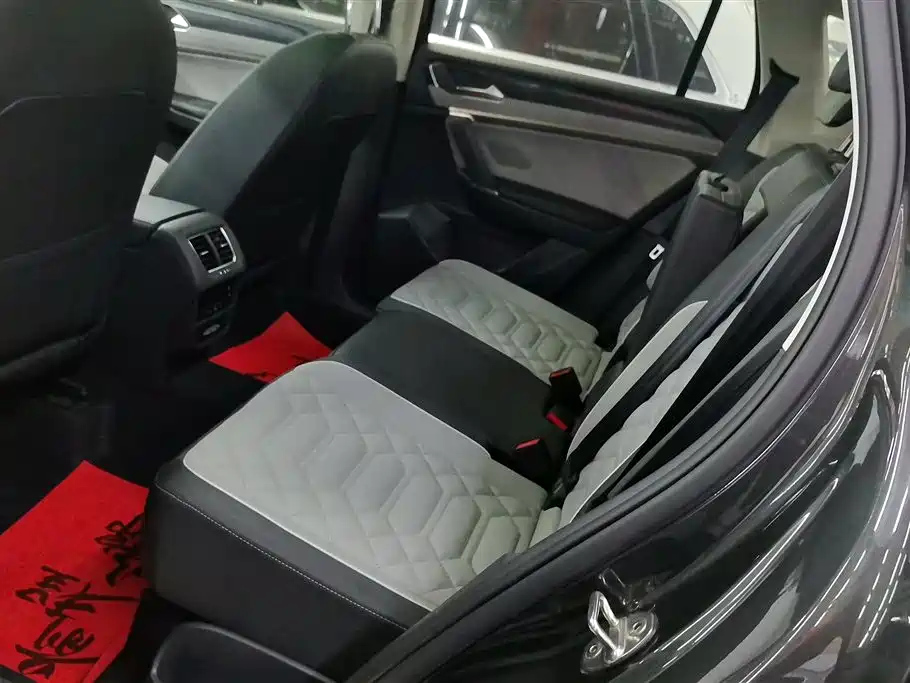 Фото Volkswagen Tayron из Китая 2023г (лот №55200456)