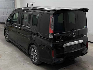 HONDA STEP WAGON Spada Honda Sensing с аукциона Японии