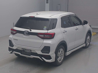 TOYOTA RAIZE G с аукциона Японии