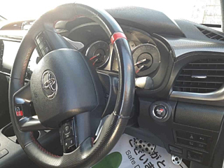 TOYOTA HILUX Z GR Sports 4WD с аукциона Японии