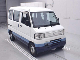 MITSUBISHI MINICAB VAN CD с аукциона Японии