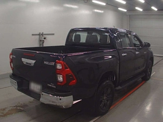 TOYOTA HILUX Z ﾊﾟﾉﾗﾐｯｸﾋﾞｭ- 4WD с аукциона Японии