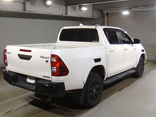 TOYOTA HILUX Z GR Sports 4WD с аукциона Японии