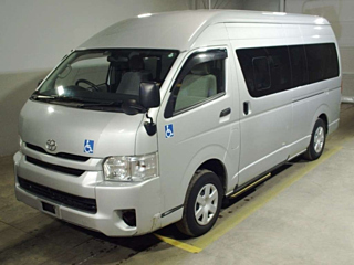 TOYOTA REGIUS ACE COMMUTER GL Wheelchair 4WD с аукциона Японии