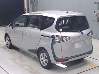 TOYOTA SIENTA G 4WD с аукциона Японии