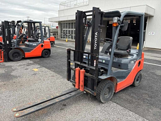 TOYOTA FORKLIFT 02-8FGL15 2013г. с аукциона Японии