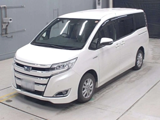 TOYOTA NOAH Hybrid G с аукциона Японии