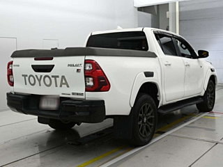 TOYOTA HILUX Z GR Sports 4WD с аукциона Японии