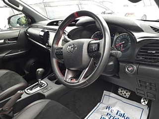 TOYOTA HILUX Z GR Sports 4WD с аукциона Японии