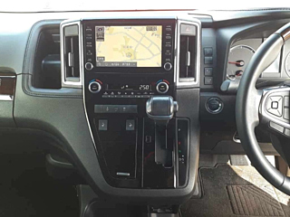 TOYOTA GRANACE Premium с аукциона Японии