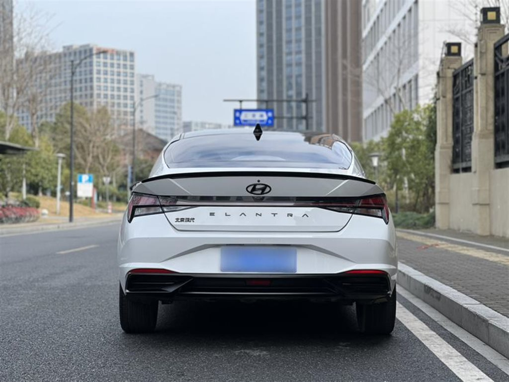 Фото Hyundai Elantra из Китая 2022г (лот №53787590)