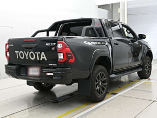 TOYOTA HILUX Z GR Sports 4WD с аукциона Японии