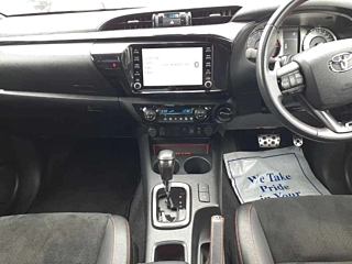 TOYOTA HILUX Z GR Sports 4WD с аукциона Японии